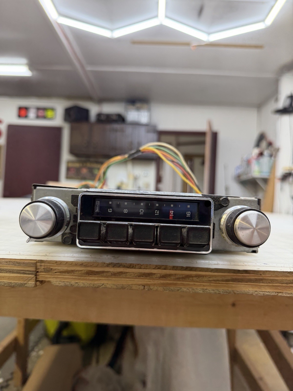 Vintage General Motors Car Radio DELCO GM AM Push Button 1960-70’s