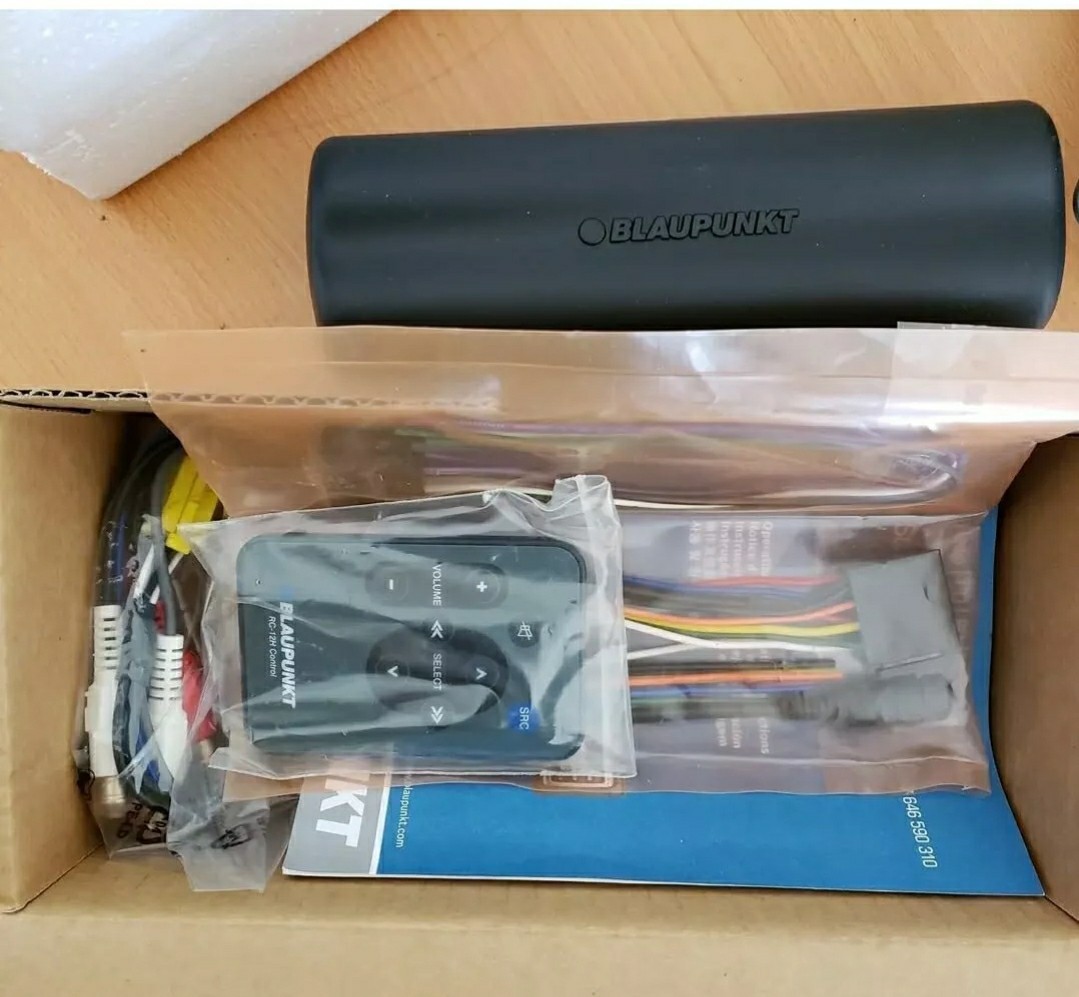 BLAUPUNKT MP56, ST.Louis, Car Stereo , CD , USB , AUX , Brand New