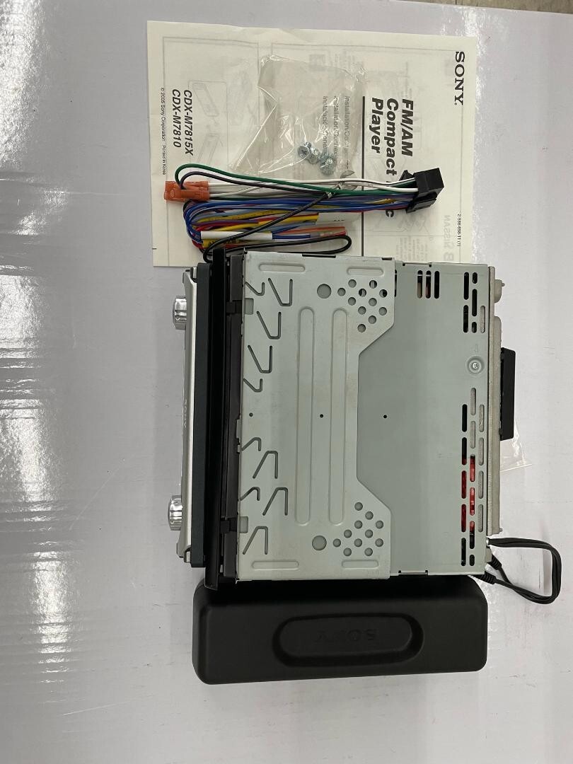 Sony Xplod CDX-M7810 player New in the box no remote