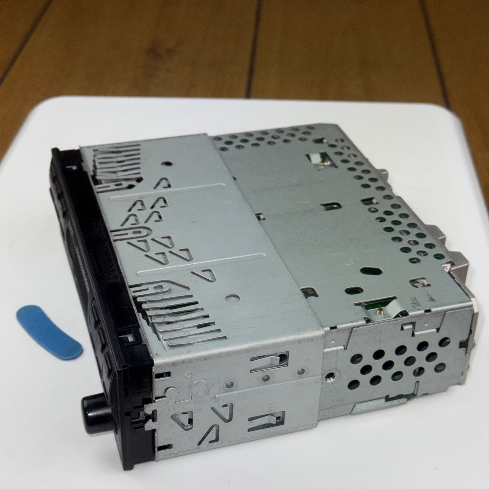 Isuzu Premium Audio System 9450 CD Cassette Radio OEM Fujitsu Ten 12100-9451B101