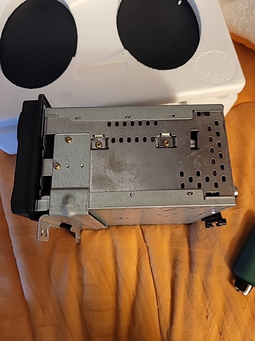 Ford Audio System 1999-2004 F150 Unit With 4 Speakers