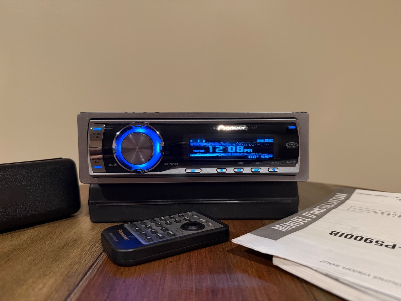RARE PIONEER DEH-P5900IB Old School CD Player BLUETOOTH adapter REMOTE Graphics!
