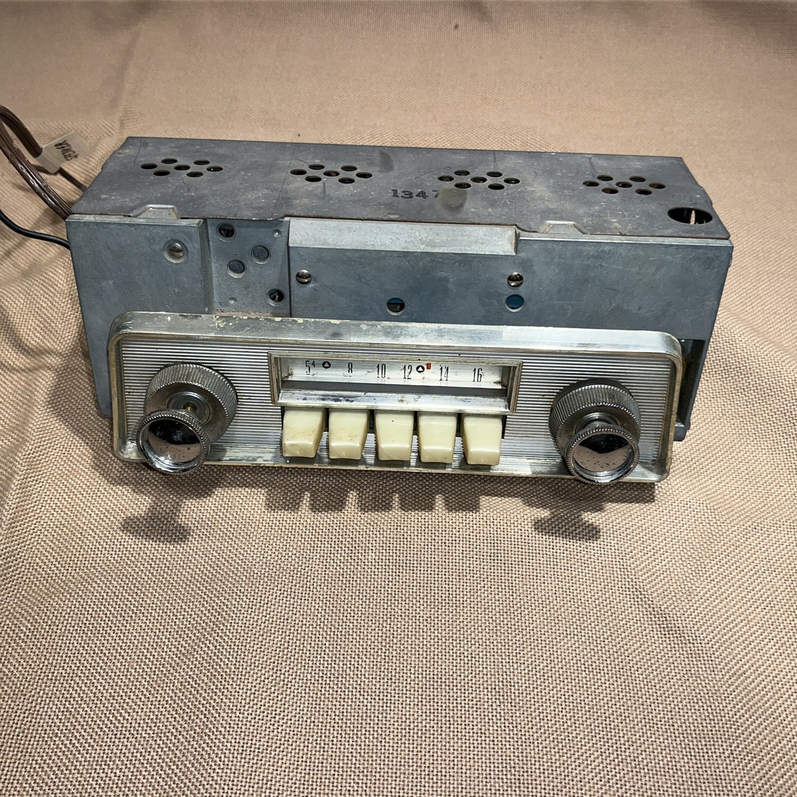 Vintage 1960s Plymouth Valiant Mopar 203 Transistor AM Radio