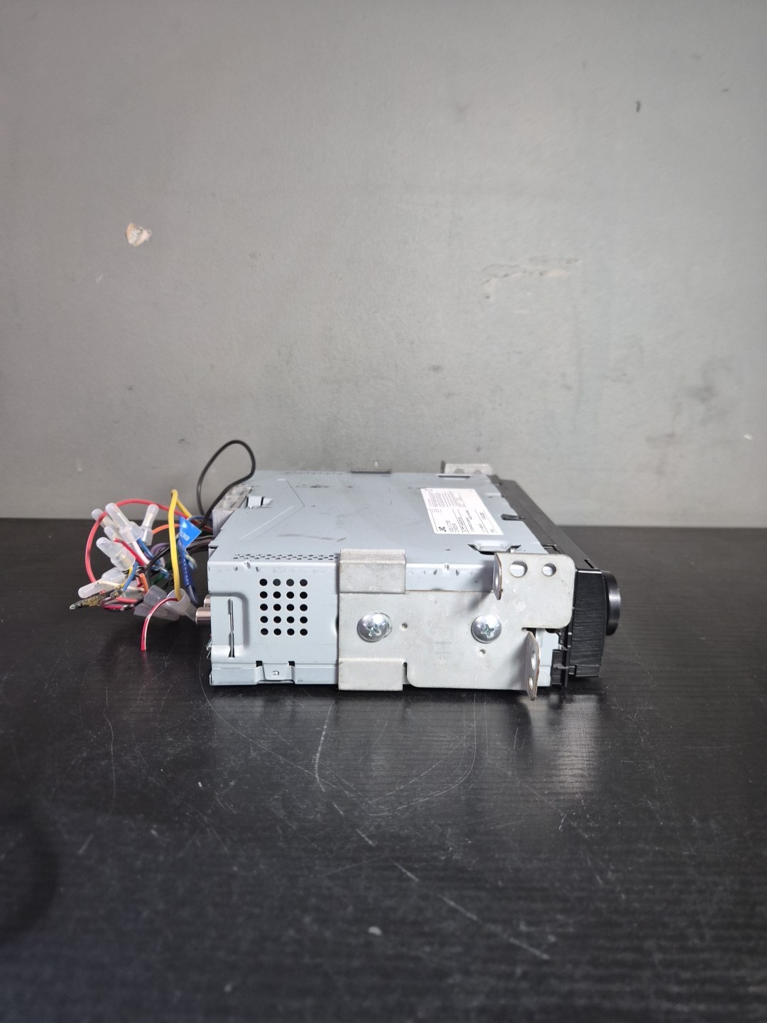 Used JVC KD-TD70BT CD RECEIVER CAR AUDIO – USB Bluetooth AUX CD MP3