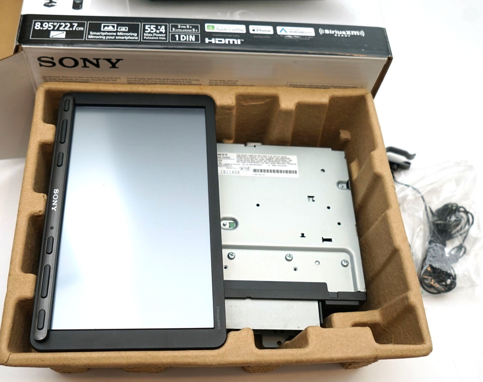 SONY Mobile XAV-AX8100 8.95″ Media Receiver Car Audio in-Dash Unit XAVAX8100