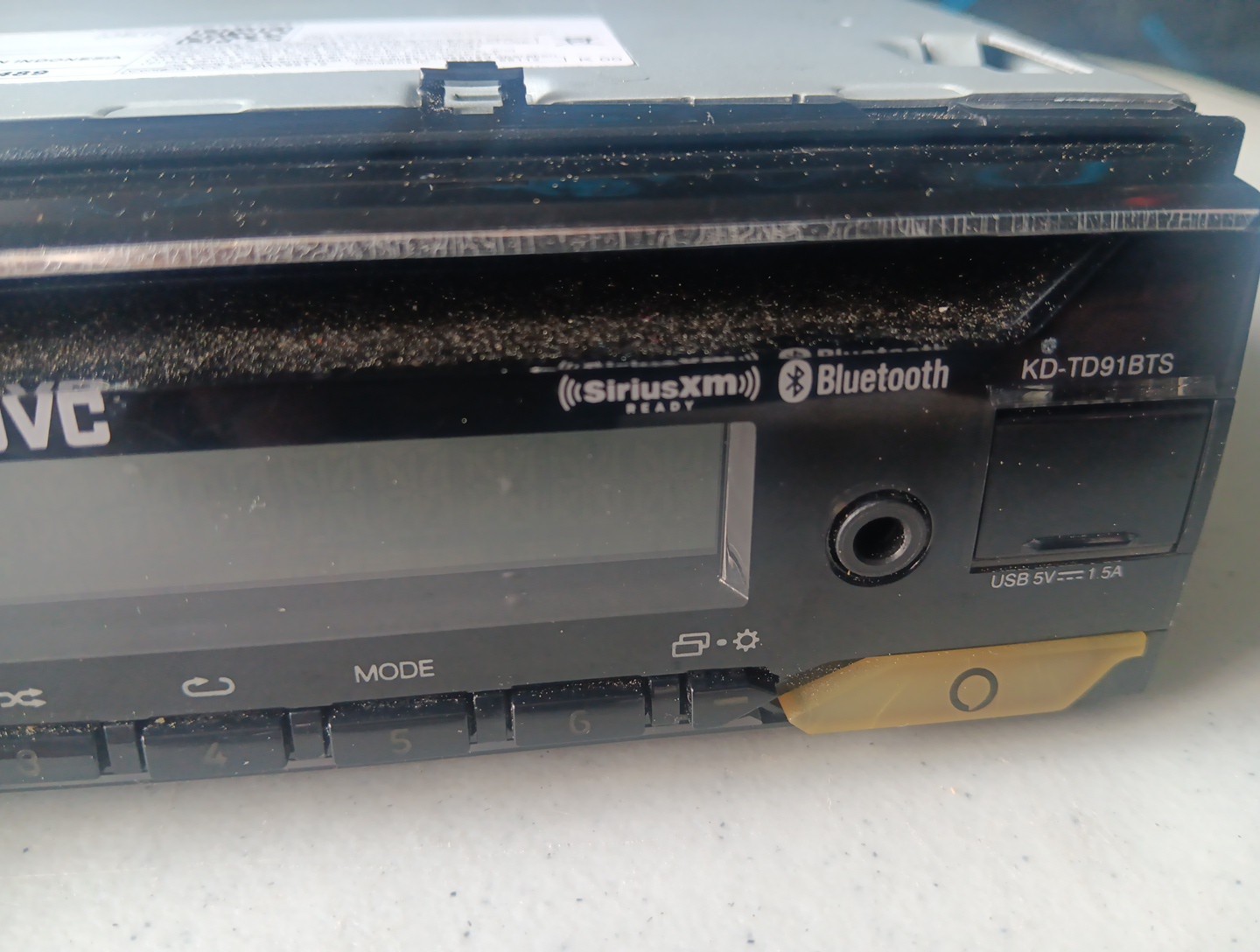 JVC KD-TD91BTS – CD Receiver Bluetooth, Front USB, AUX, Siriusxm Ready