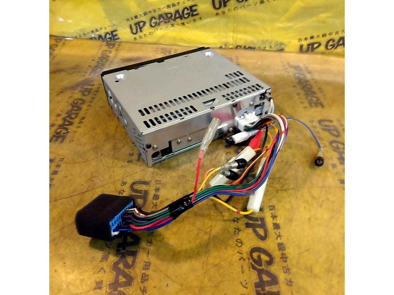 Clarion CZ109 Car Stereo Receiver Tested Working