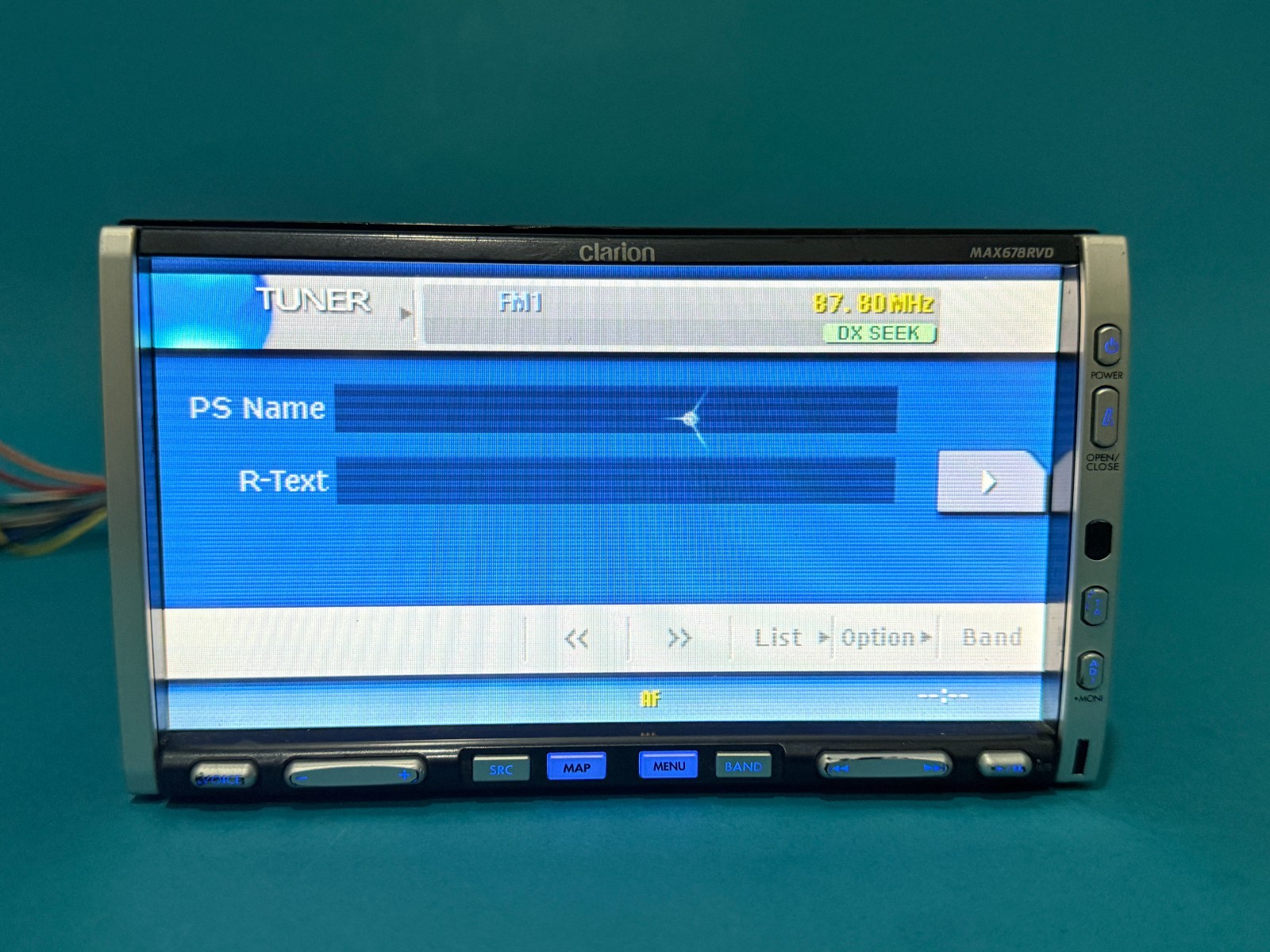 Clarion MAX678RVD Double DIN Car Stereo DVD GPS Navigation Bluetooth Ready Multi