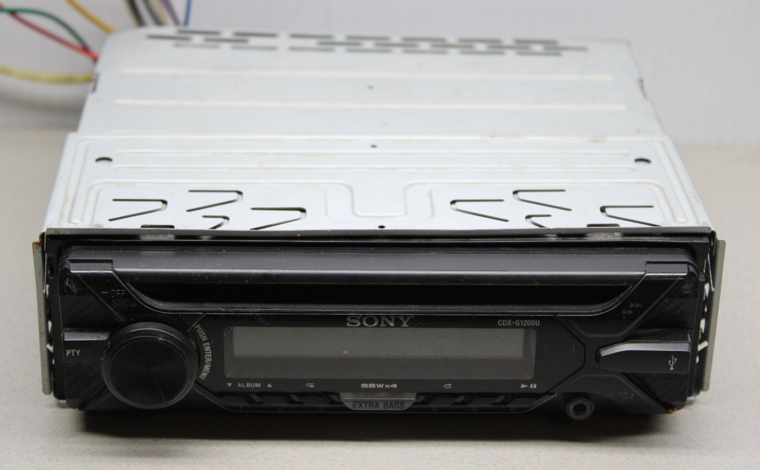 Sony CDX-G1200U CD Player Car Stereo iPhone Android MP3 USB Aux AM FM SW WORKS