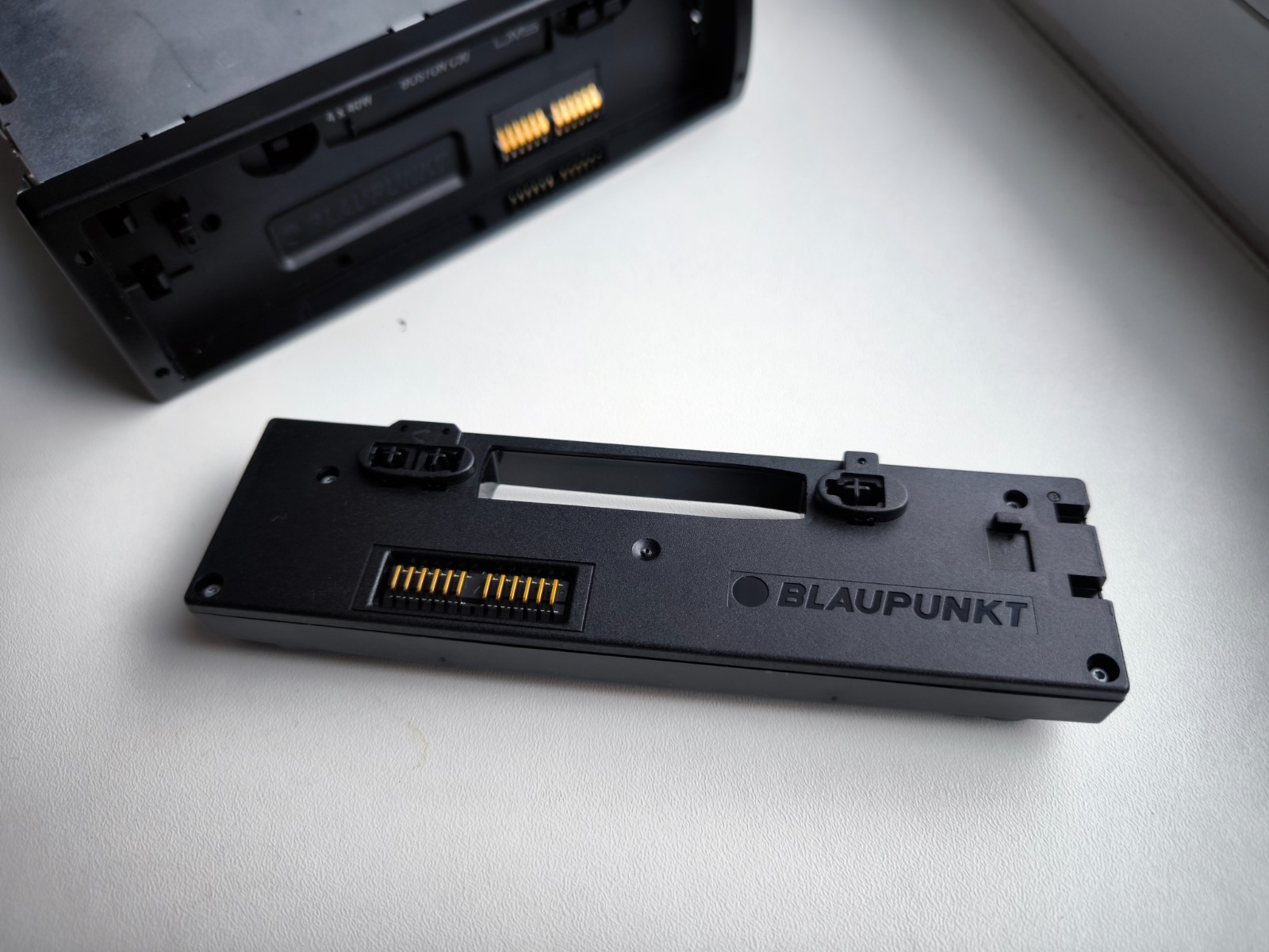 NEW Blaupunkt Boston C30 7640125510 7 640 125 510 Original Car Radio 4x40w + box