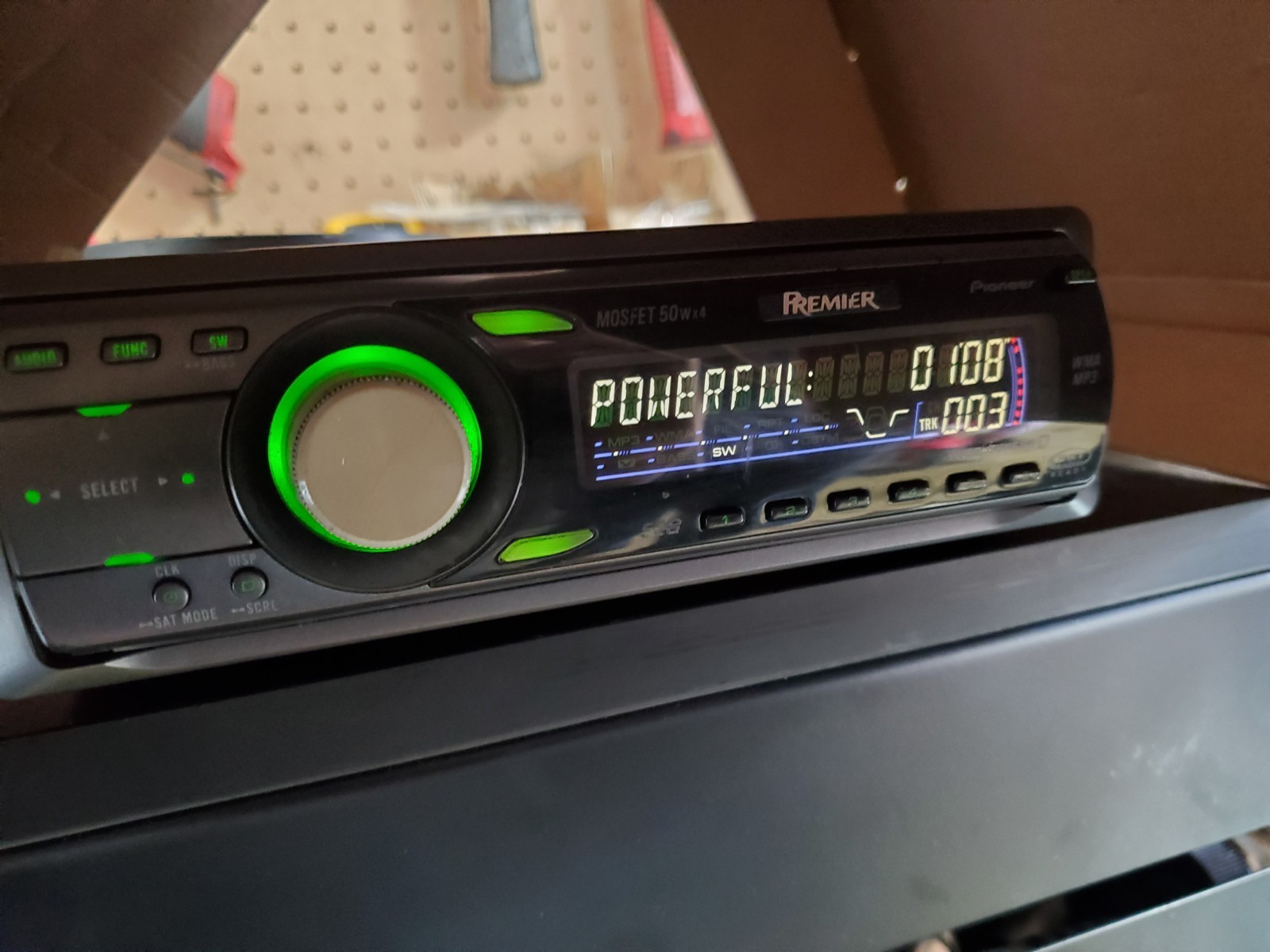 Pioneer Premier DEH-P480MP Old School Single Din Car Stereo (CD PLAYER)