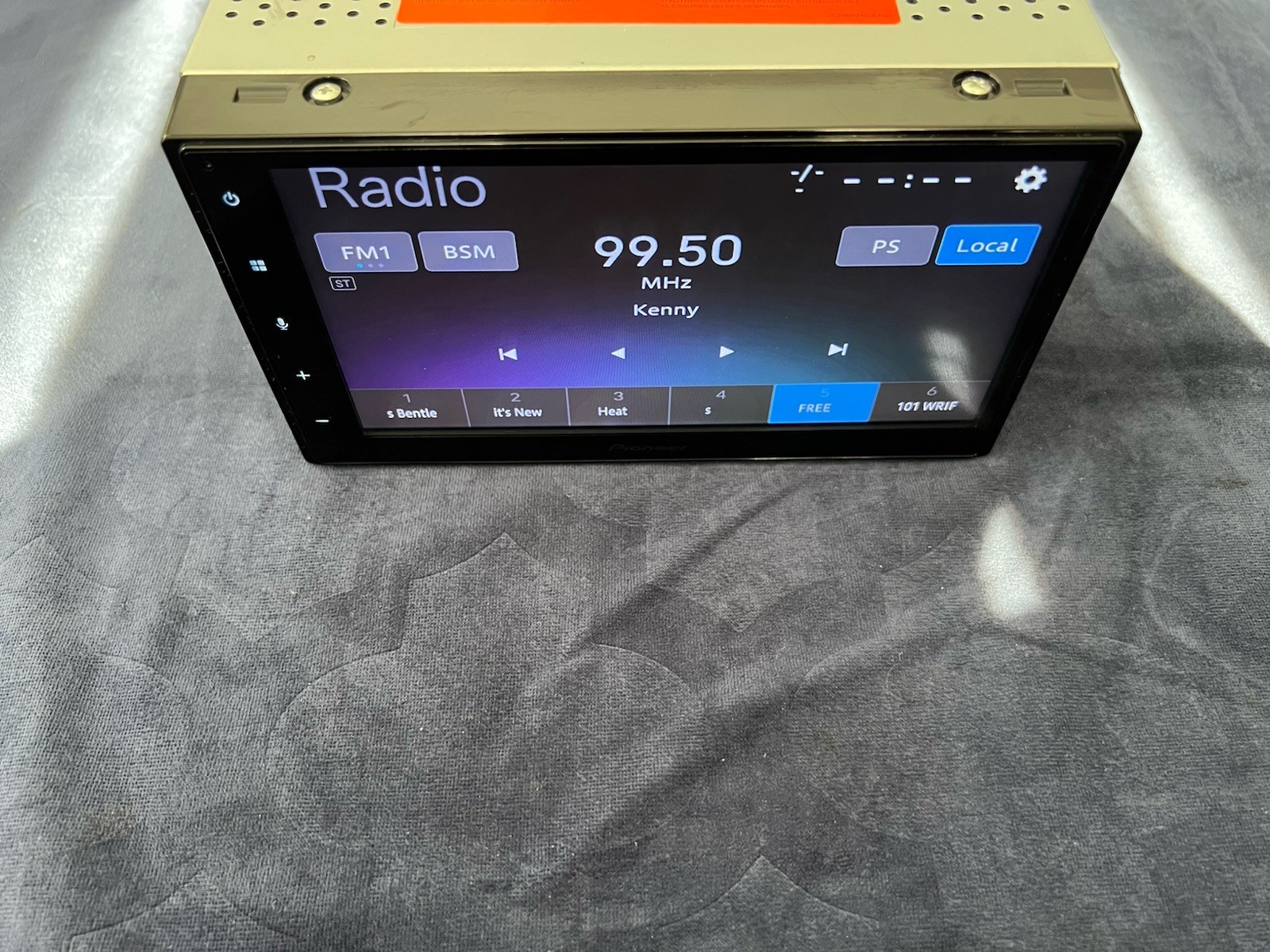 ⭐️Pre-Owned,TESTED⭐️ Pioneer WIRELESS APPLE CARPLAY|BT|USB|AM/FM-(DMH-W2770NEX)