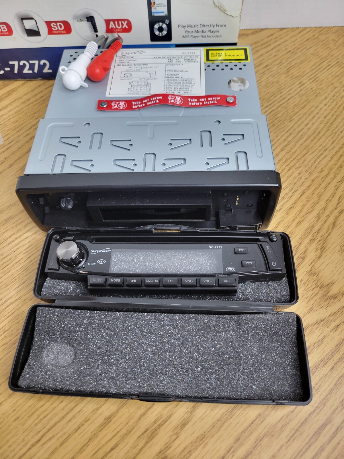 Supersonic SC-7272 Car In Dash Audio Unit Single DIN AM/FM USB AUX – Open Box