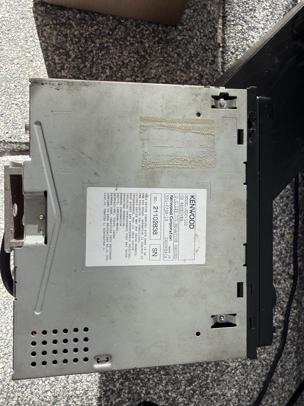 KENWOOD KDC-152 CAR STEREO Untested