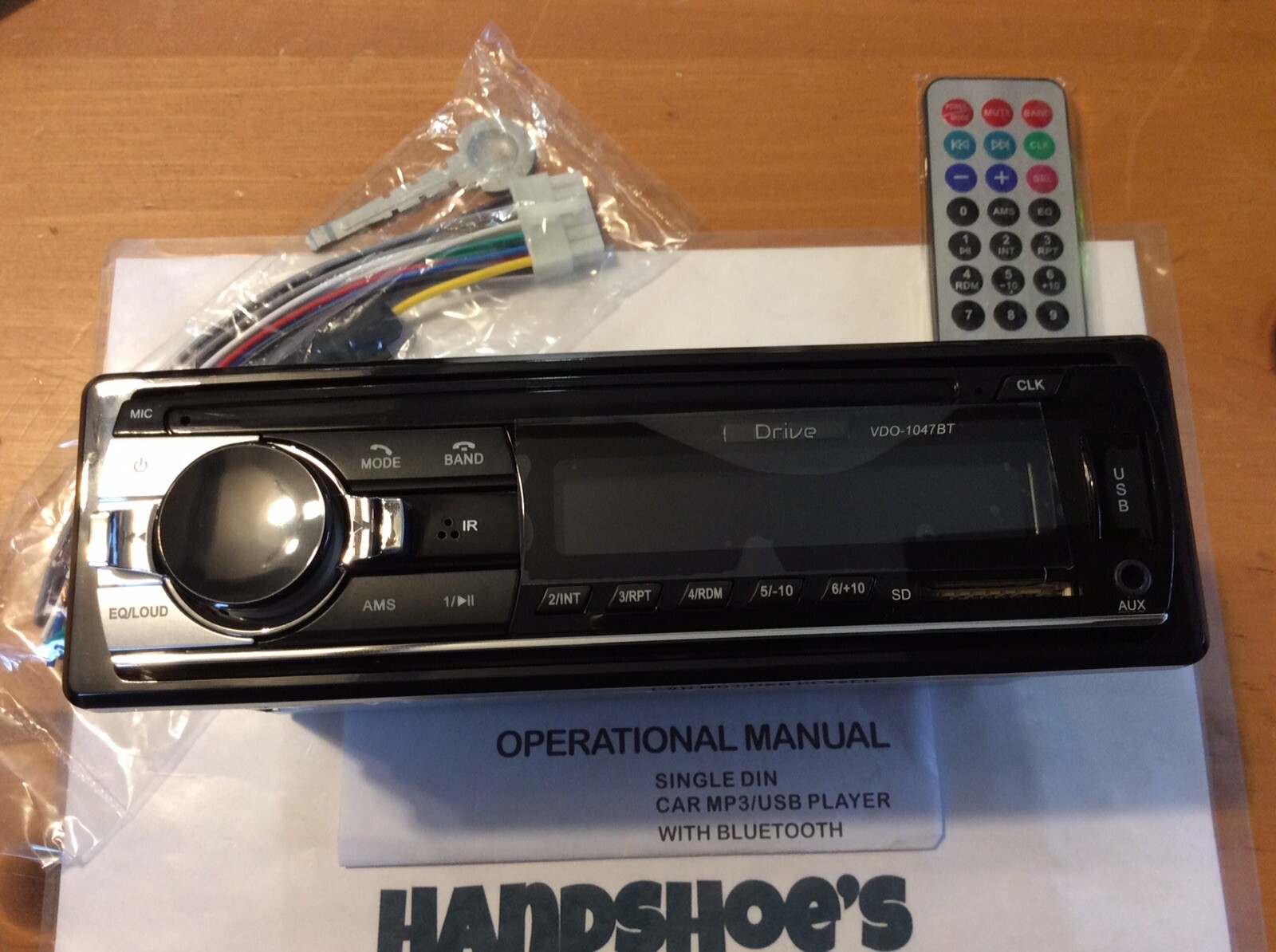 DRIVE VDO-1047BT SINGLE DIN CAR AUX/MP3/USB/SD PLAYER WITH BLUETOOTH *S6