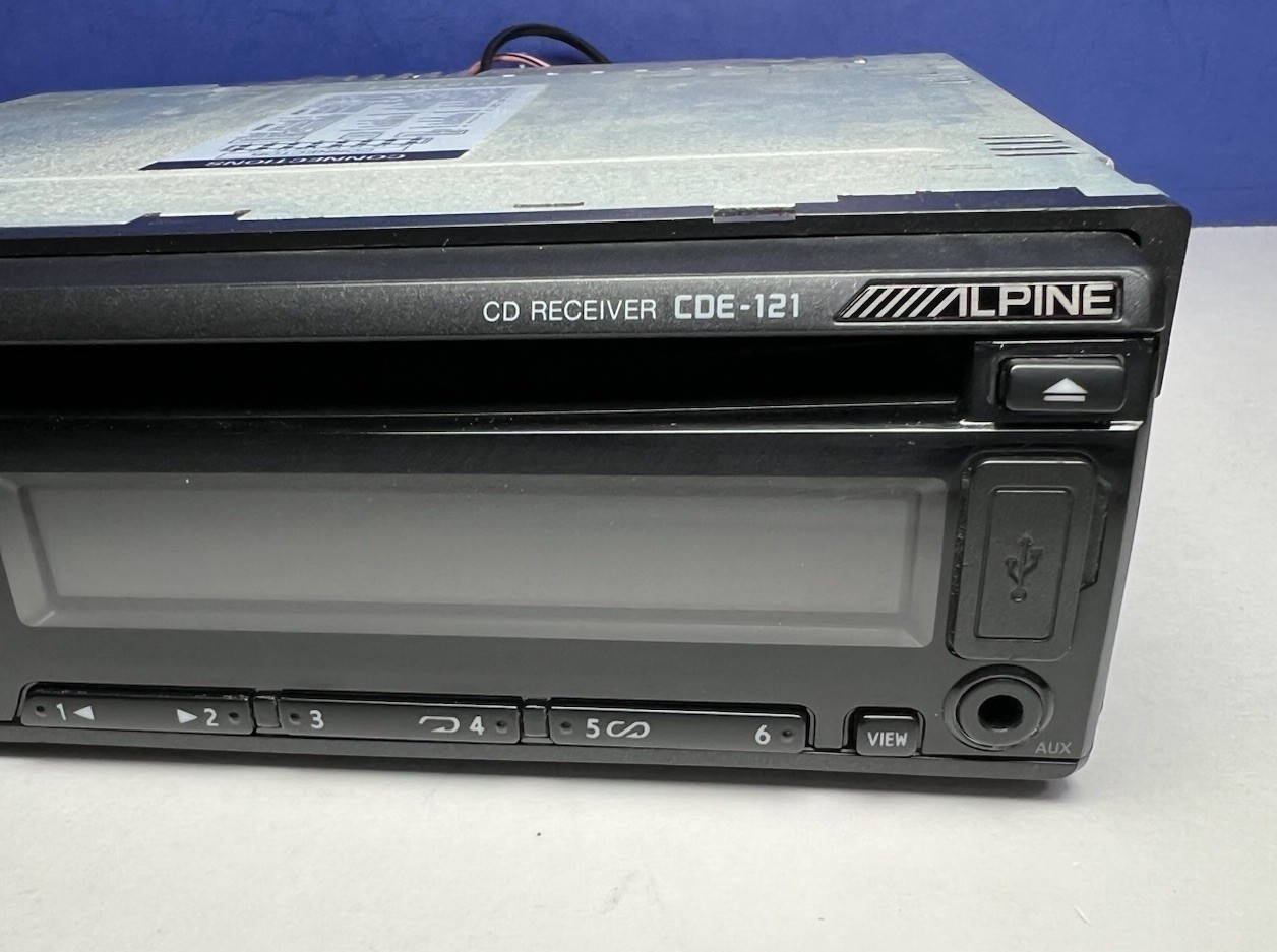 Alpine CDE-121 CD/USB Player In Dash Receiver – Tested