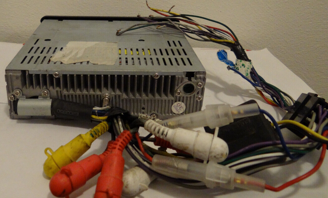 Insignia NS-C3111 CD-R/RW/MP3 In Dash Receiver 40Wx4 *~*Parts Only*~*