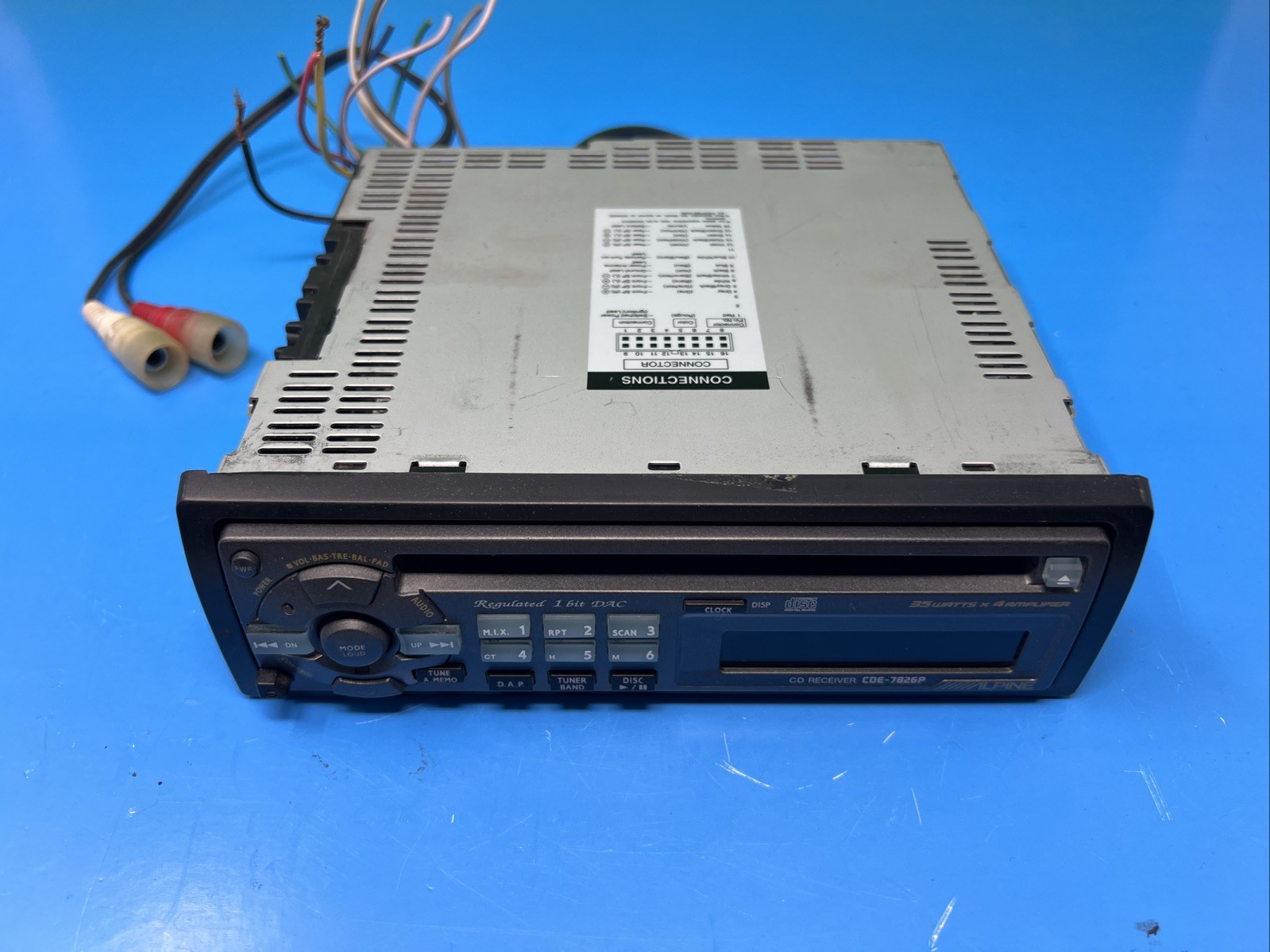 VTG Alpine CDE-7826P Car Stereo Amplifier CD PLayer Detachable Faceplate