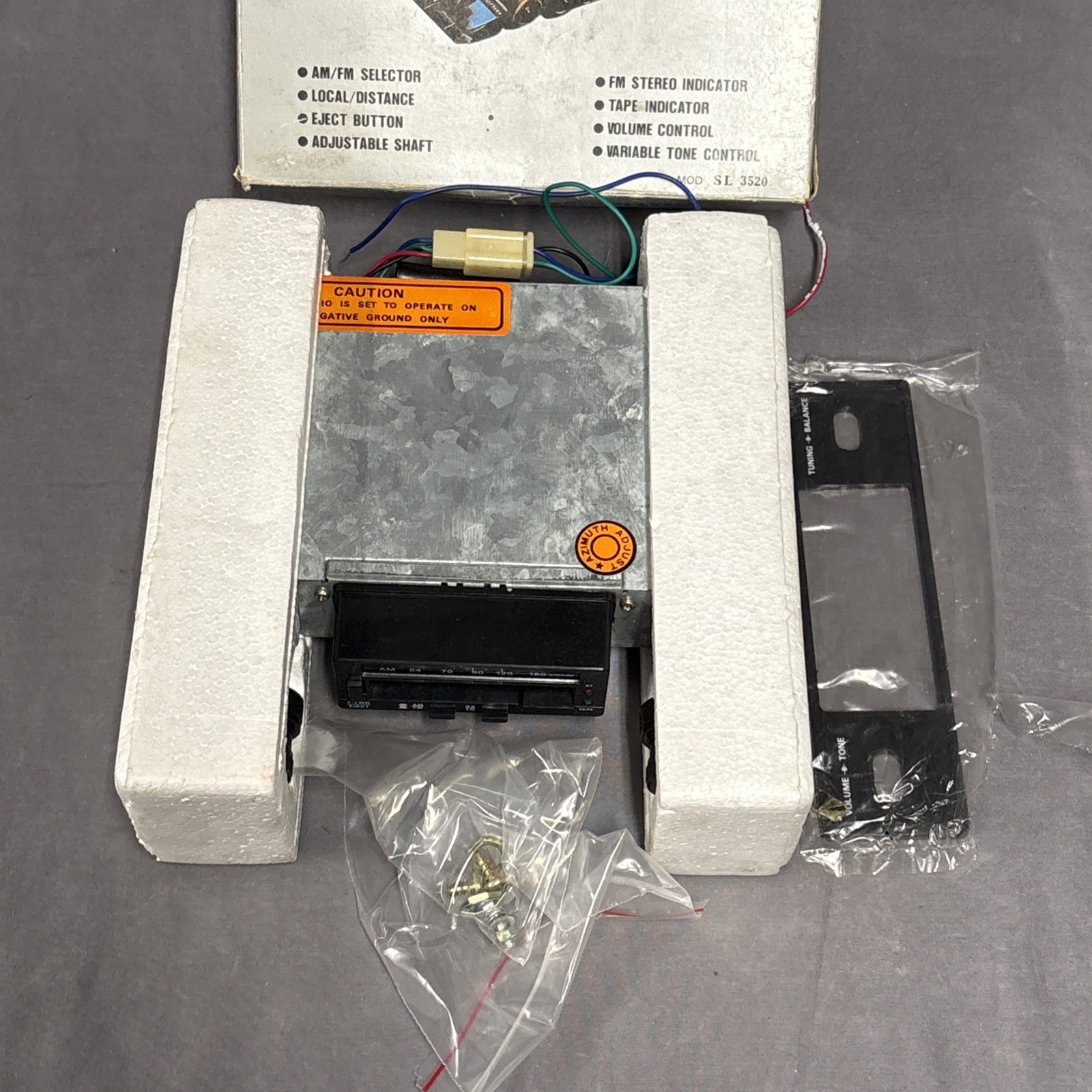 Condor Car Cassette Stereo Player AM/FM MPX Radio 2X25 Watt SL3520