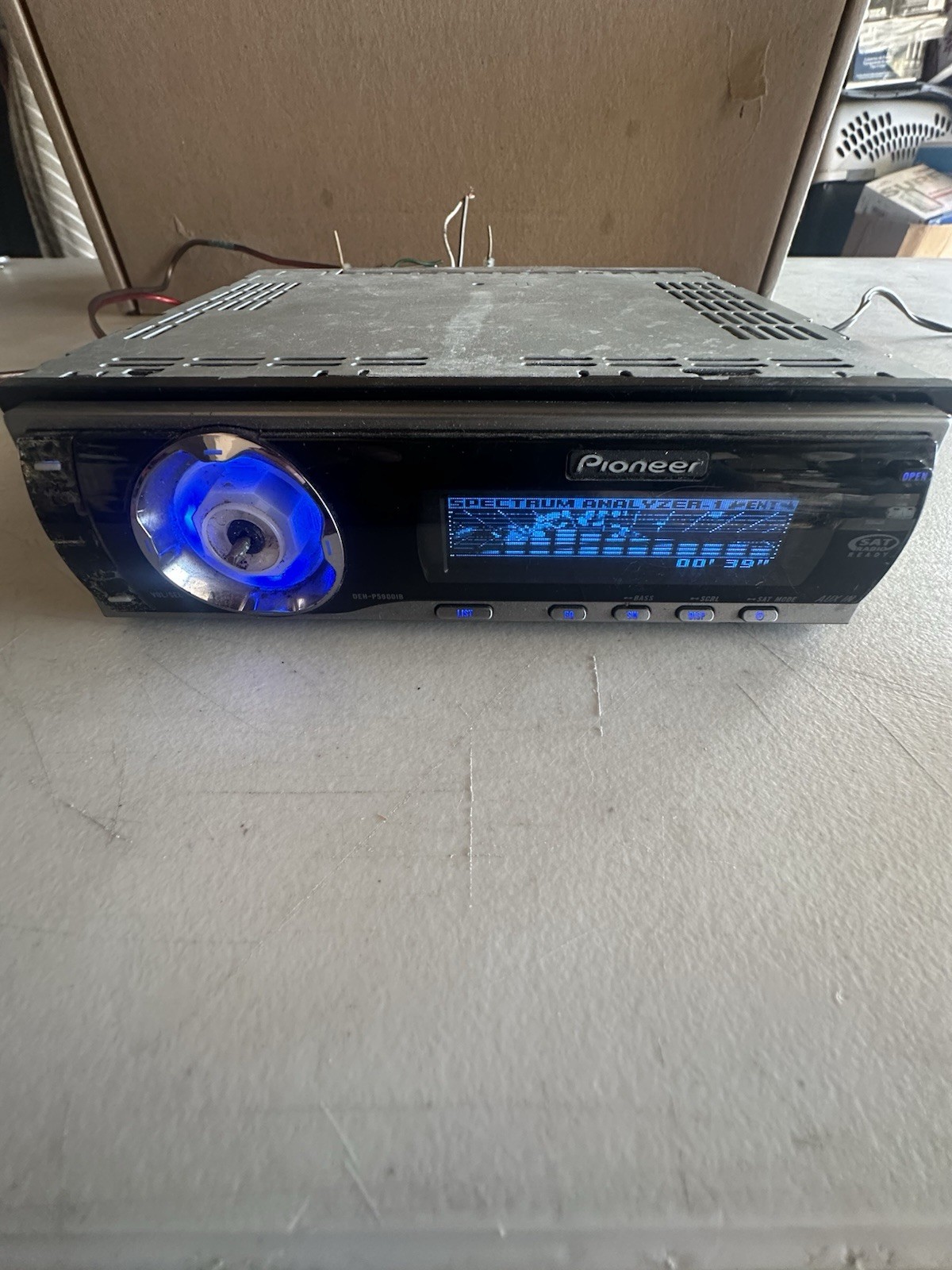 PIONEER DEH-P5900IB Old School CD Player Graphics! Lot Of Two, No Knobs