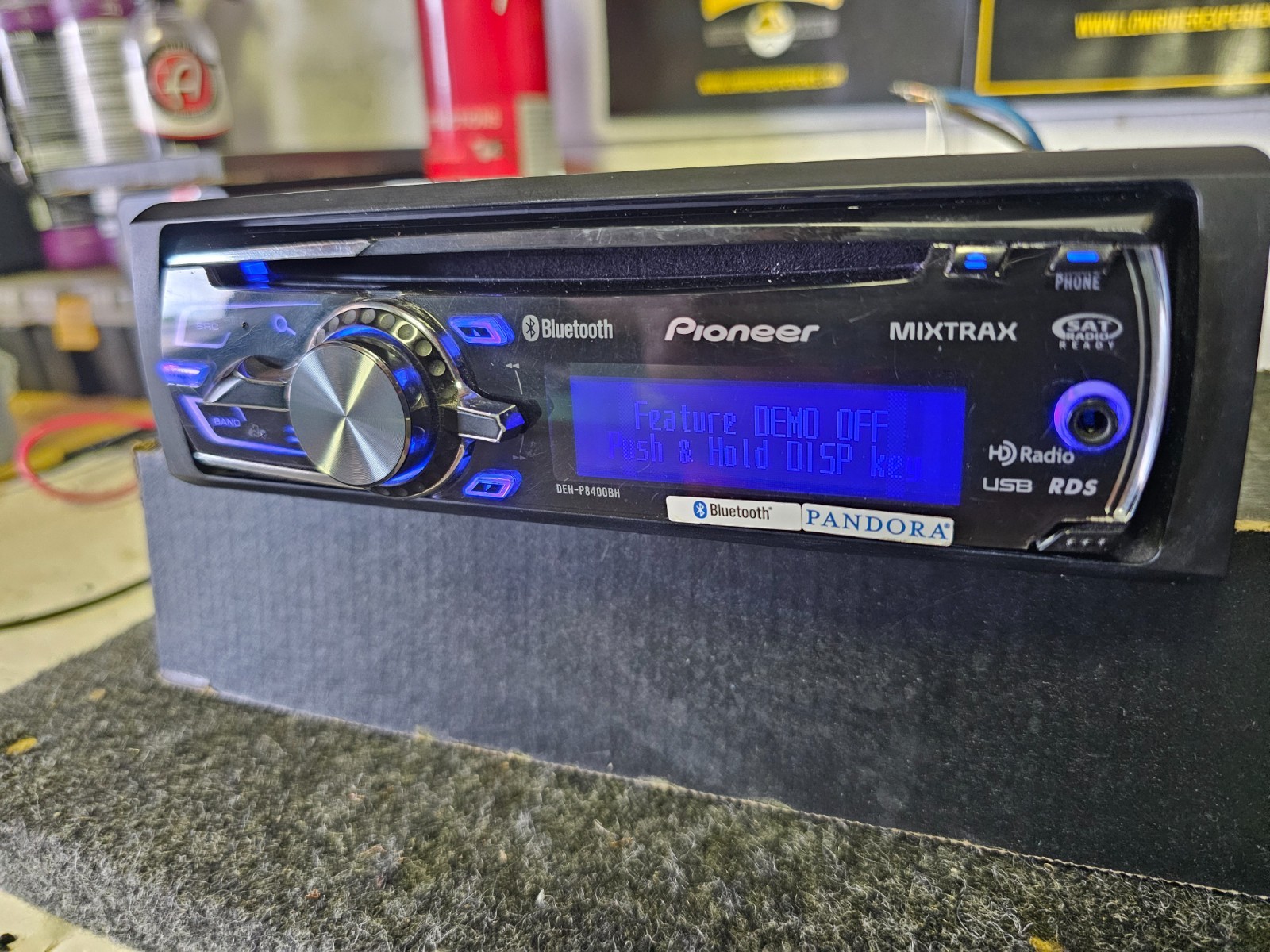 Pioneer DEH-P8400BH CD MP3 Bluetooth HD Radio USB AUX Receiver Tested Working