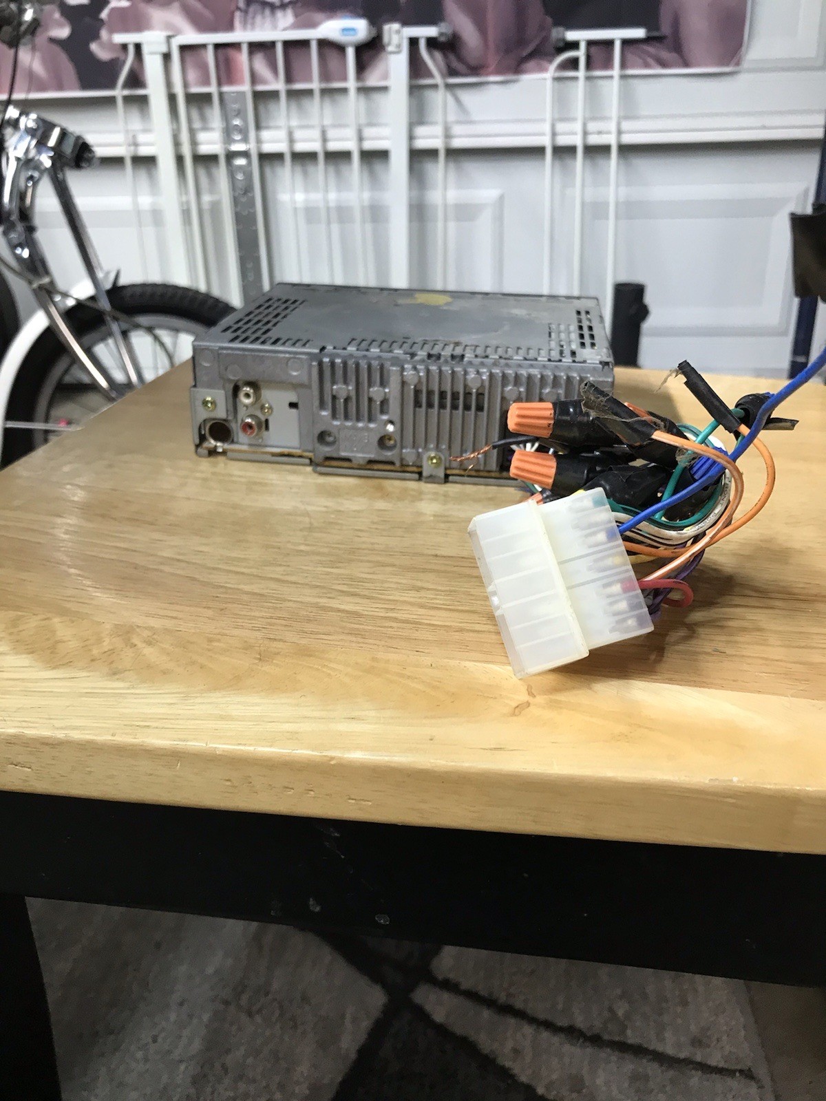 Pioneer DEH-1400 CD Player In Dash Receiver