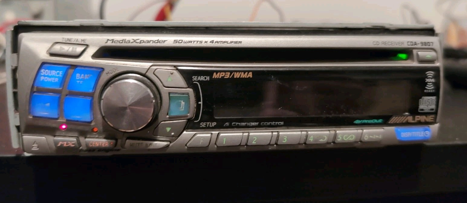Old School Alpine Car Radio Media Xpander Mp3 XM WMA 50Wx4 4V Pre – FOR PARTS