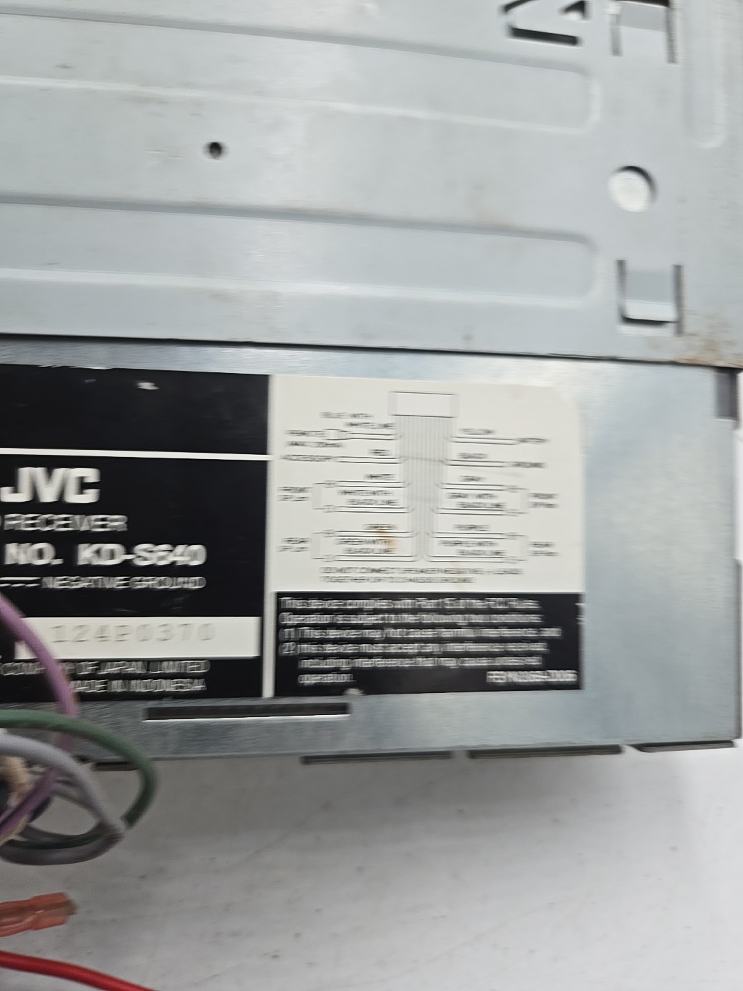 JVC KD-S640 In-Dash Car Stereo CD Player Receiver AM/FM For Parts And Repair
