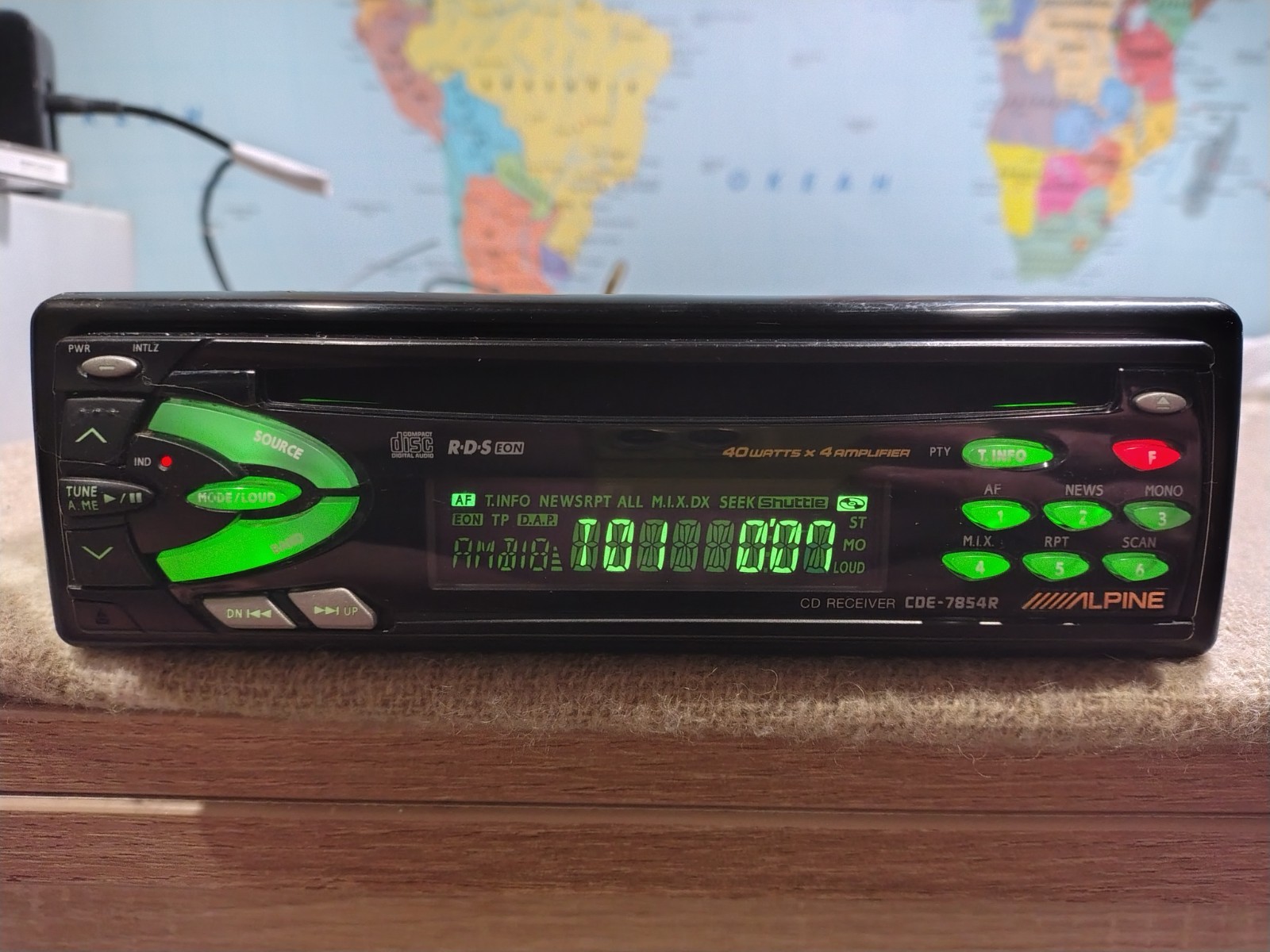Alpine CDE-7854R Car Stereo Mobile Media Receiver Fully Working Good Shape