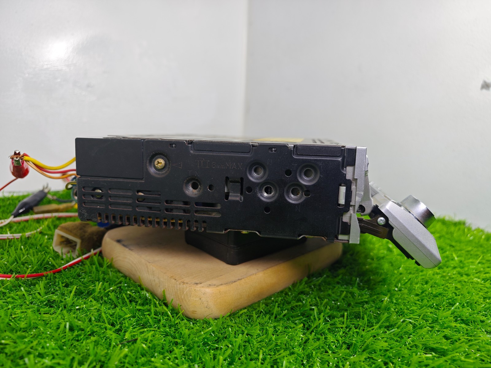 Pioneer Carrozzeria DEH-P717 CD MP3 WMA Car Stereo Radio MOSFET 50Wx4 JDM