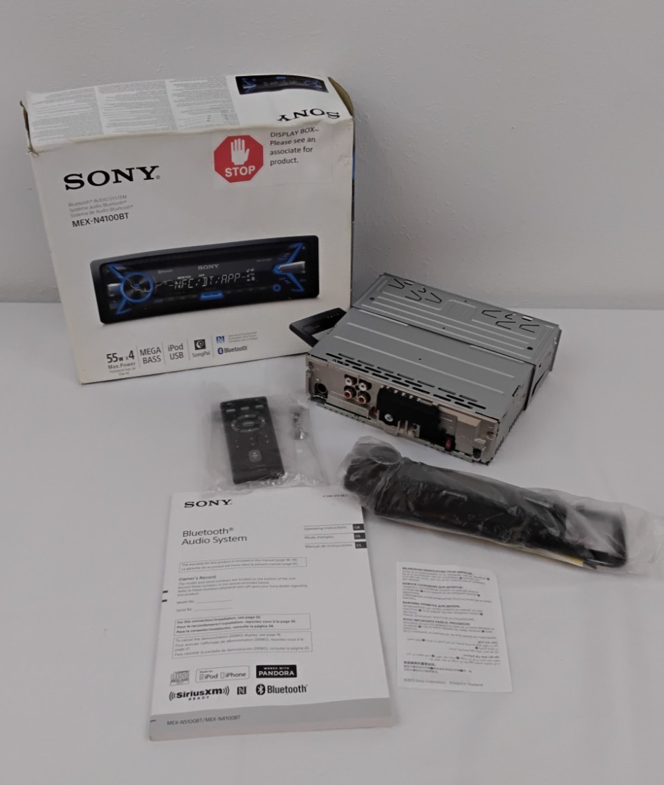 Sony Bluetooth Audio System MEX-N4100BT Radio/CD Player New in Open Box #J5138