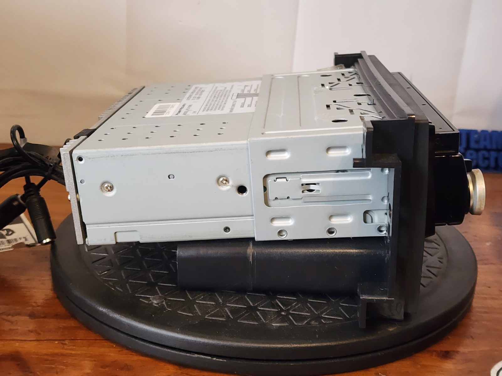 POWER ACOUSTIK PD-740NB Multimedia 7-Inch Flip Out Screen In Dash DVD UNTESTED