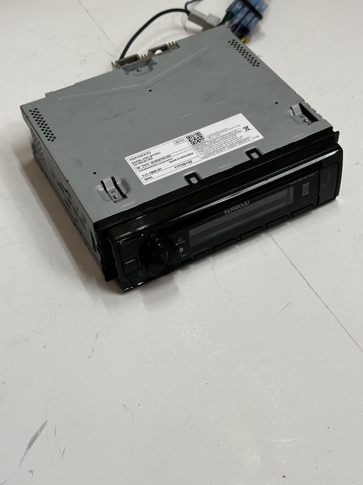 Kenwood KDC-BT370U CD Car Stereo CD Receiver BT Single DIN 13-Band EQ