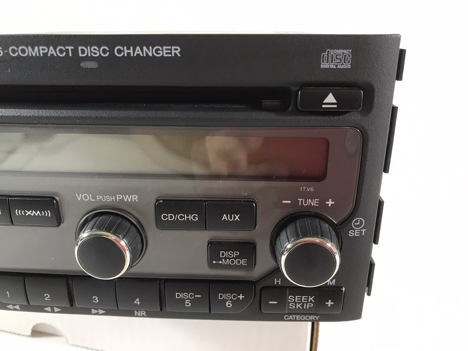 2007 Honda Pilot 39100-S9V-A600 AM FM 6 Disc CD Radio Receiver – Free Shipping
