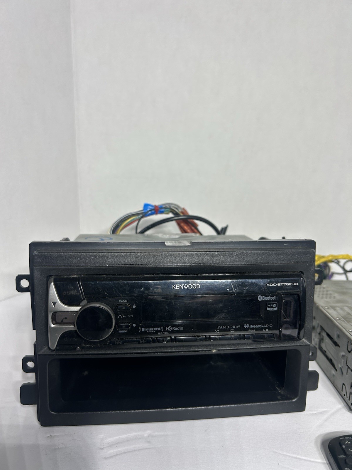 Lot Of 2 Kenwood CAR Stereos And Remote. KDC-BT76HD AND KDC-255U And RC-406