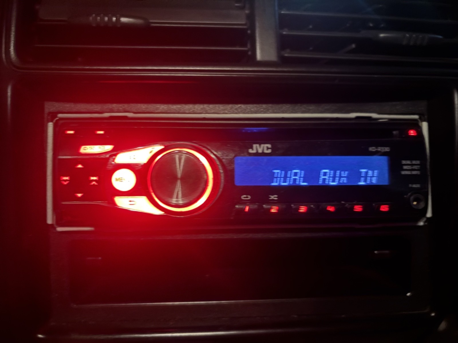 JVC KD-R330 Detachable Face CD Receiver AM/FM 50Wx4 Car Stereo
