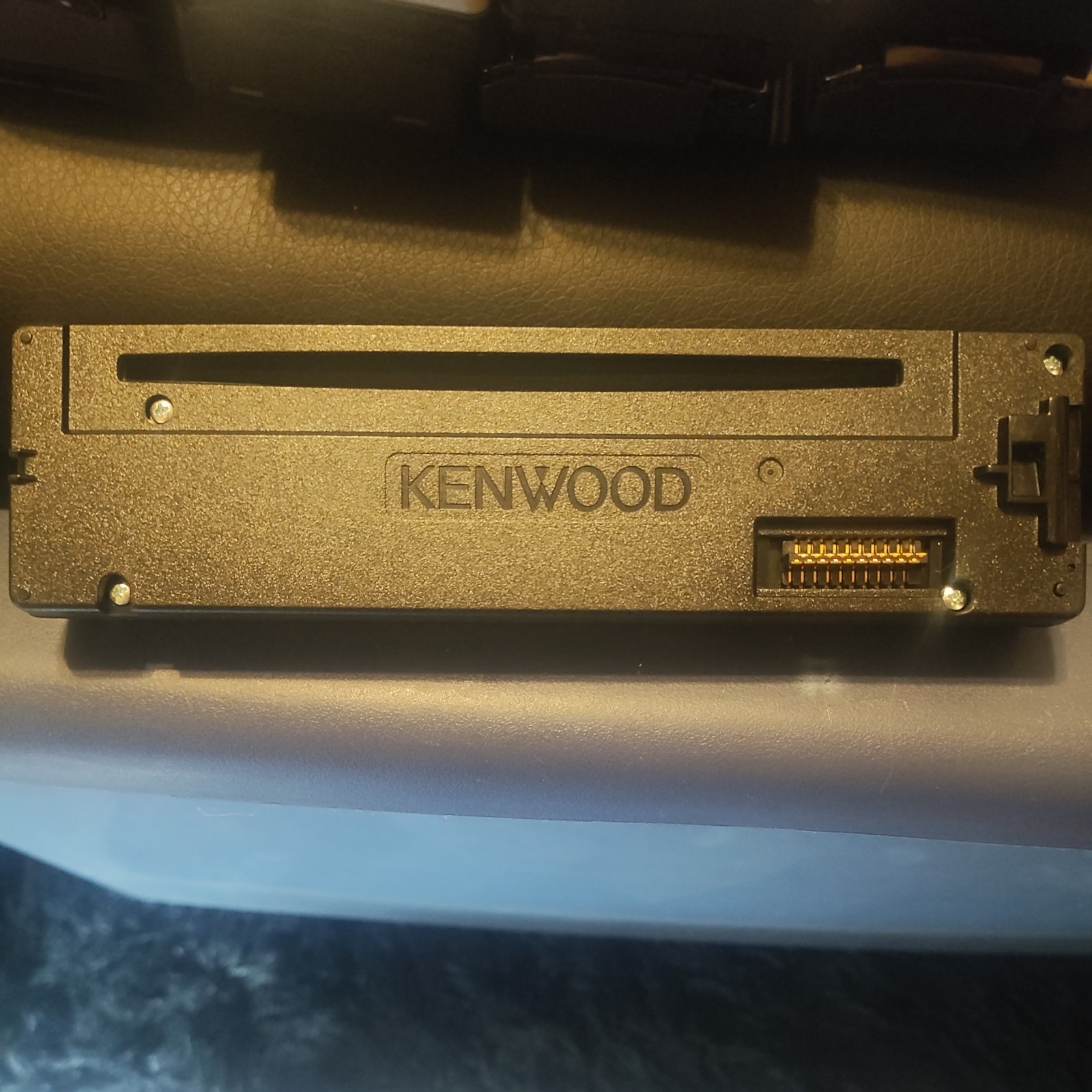 KENWOOD KDC-HD262U CAR STEREO FACEPLATE ONLY