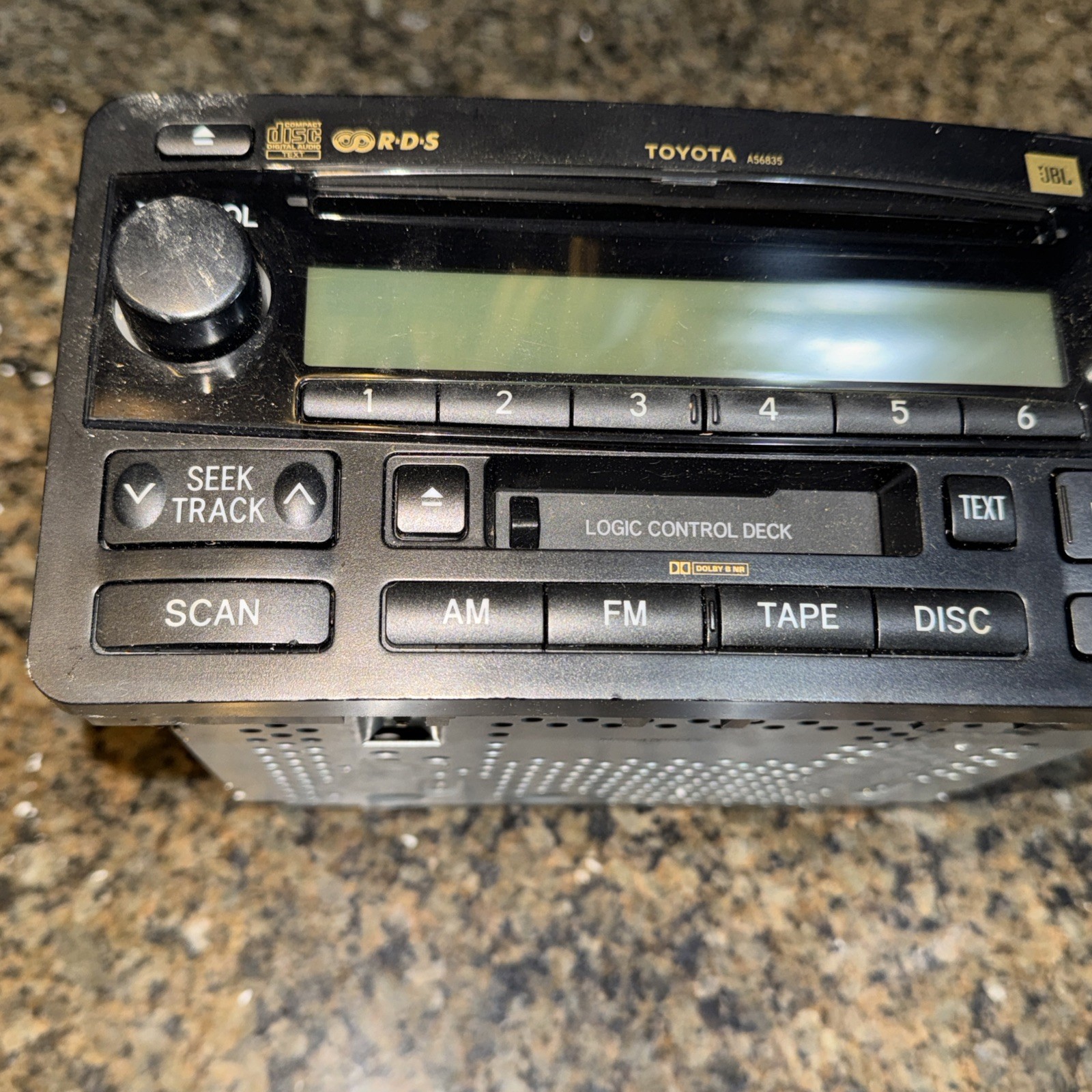 Toyota Factory Radio, Model 86120-OC120 Untested