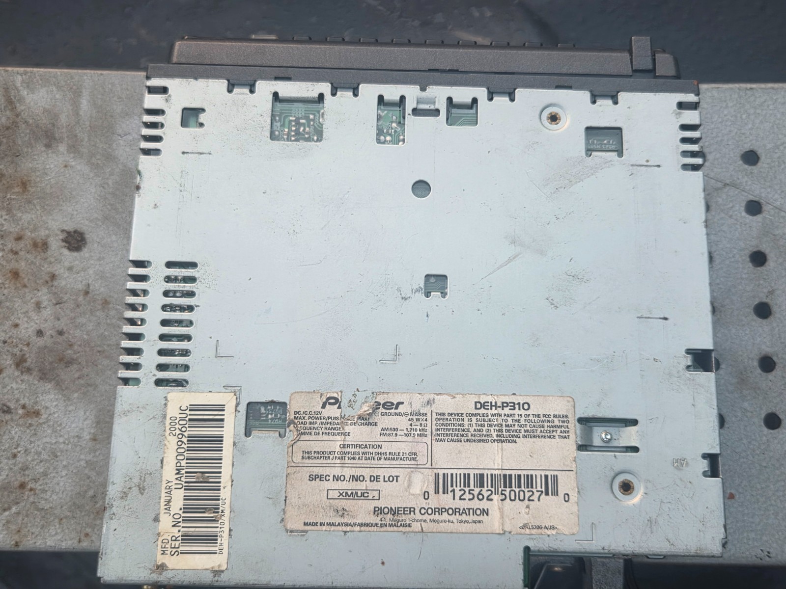Pioneer Premier DEH-P310 Car Stereo CD Player In-Dash Receiver – Untested, PARTS
