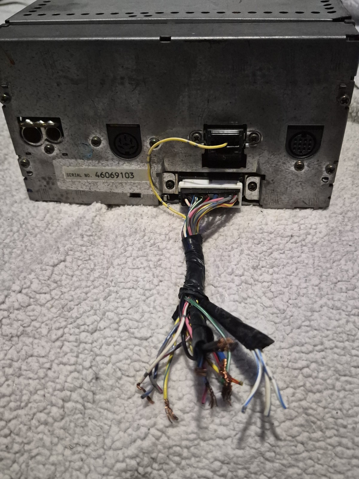 93-96 Mitsubishi 3000gt / Dodge Stealth – Cassette Player OEM MR141228 INFINITY