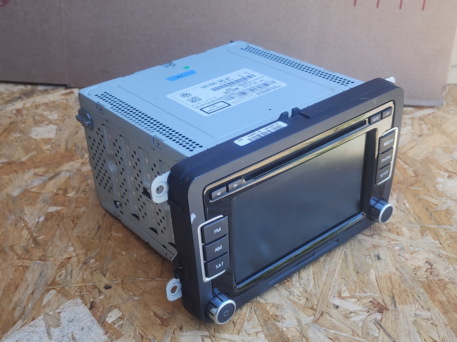 VOLKSWAGEN Am Fm CD CAR STEREO UNTESTED 2010-2017 Saleen Mustang Camaro Toyota
