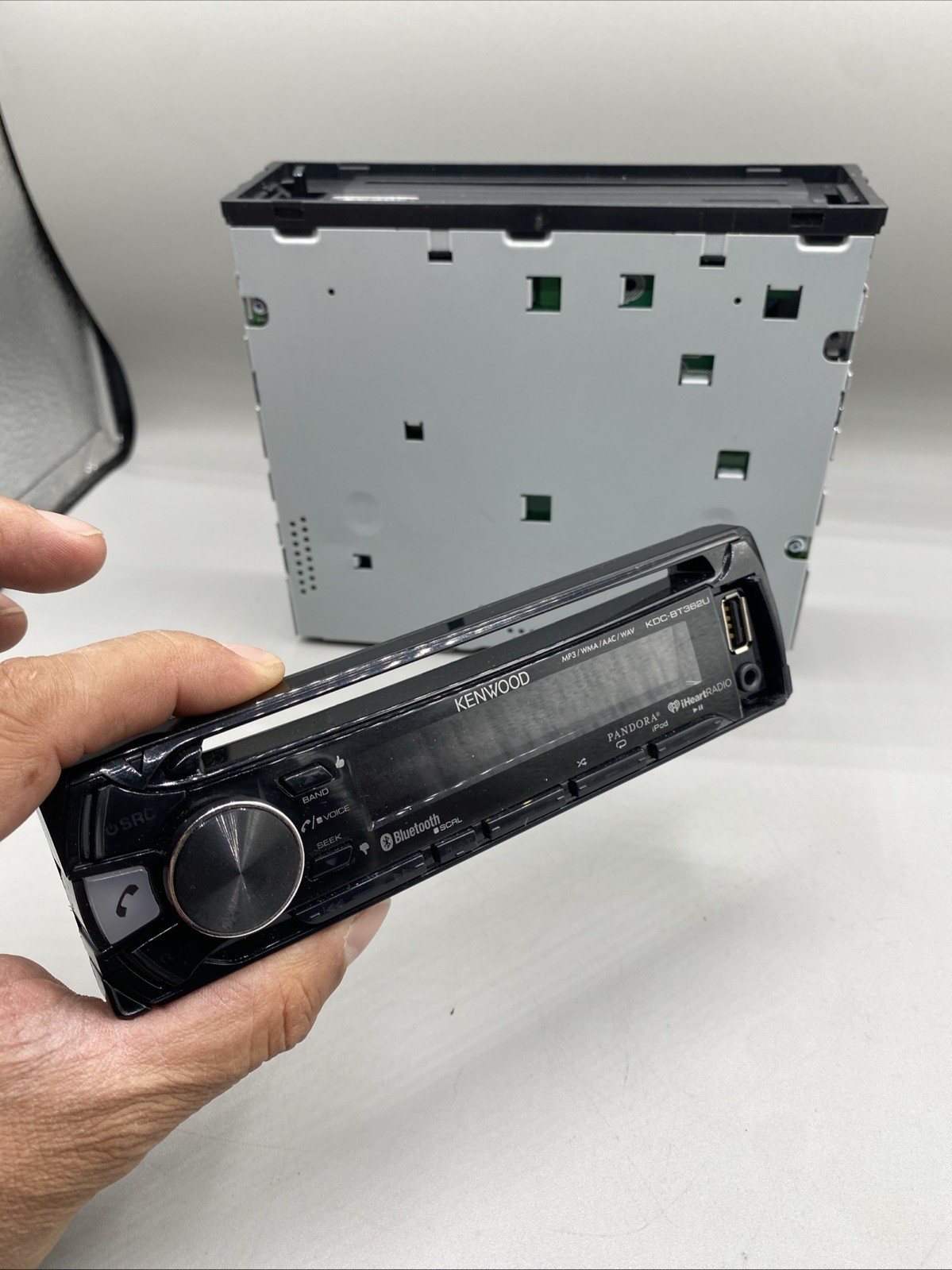 KENWOOD KDC-BT362U Bluetooth Untested Flaws Read