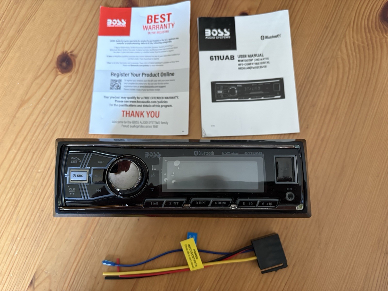 NEW BOSS Audio Systems 611UAB Car Stereo System – Single Din, Bluetooth Black