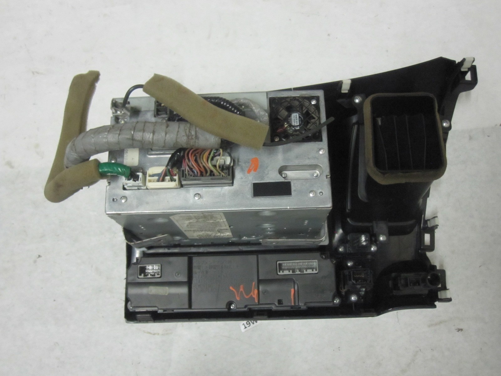NO CODE 2007-2009 Honda Civic 4dr Hybrid Am Screen Stereo Radio AC Control Trim