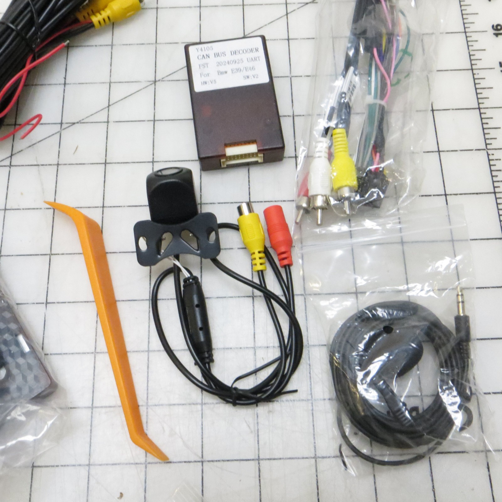 Generic Android Car Stereo Screen Unit w/ Camera, Mic – Possibly incomplete