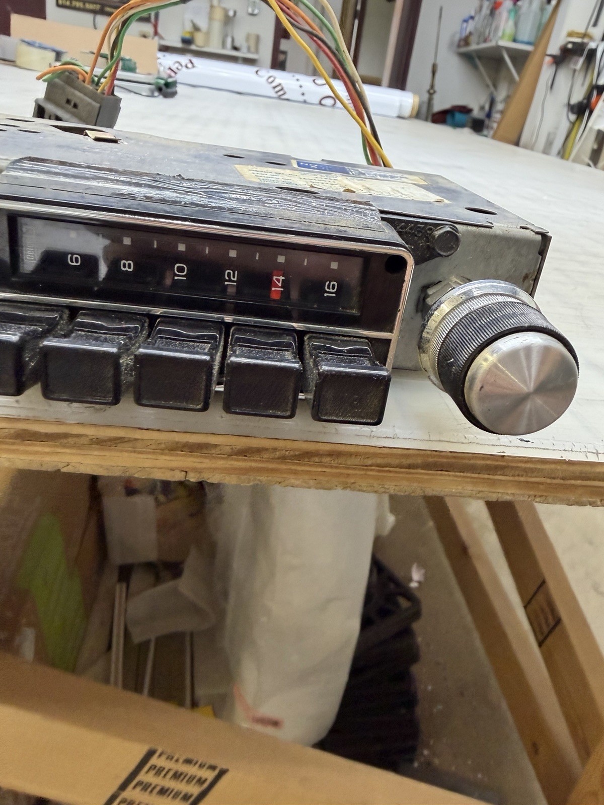 Vintage General Motors Car Radio DELCO GM AM Push Button 1960-70’s