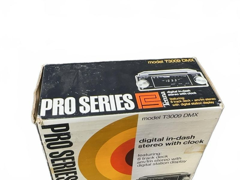 Vintage Tenna Pro Series T3009 DMX Car Stereo In Dash 8 Track AMFM Digital Clock