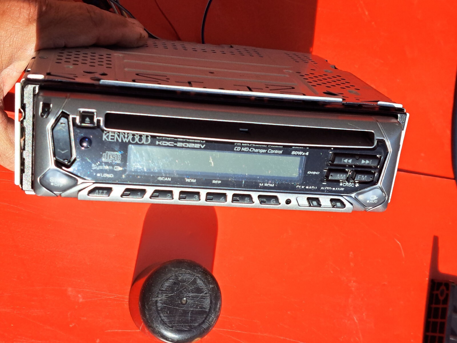 Kenwood In Dash CD Receiver Model KDC-2022V 50 peak x 4 CD changer controls