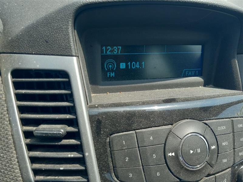 2013 CHEVROLET CRUZE AM FM CD MP3 RADIO CONTROL PANEL ID- 95914367