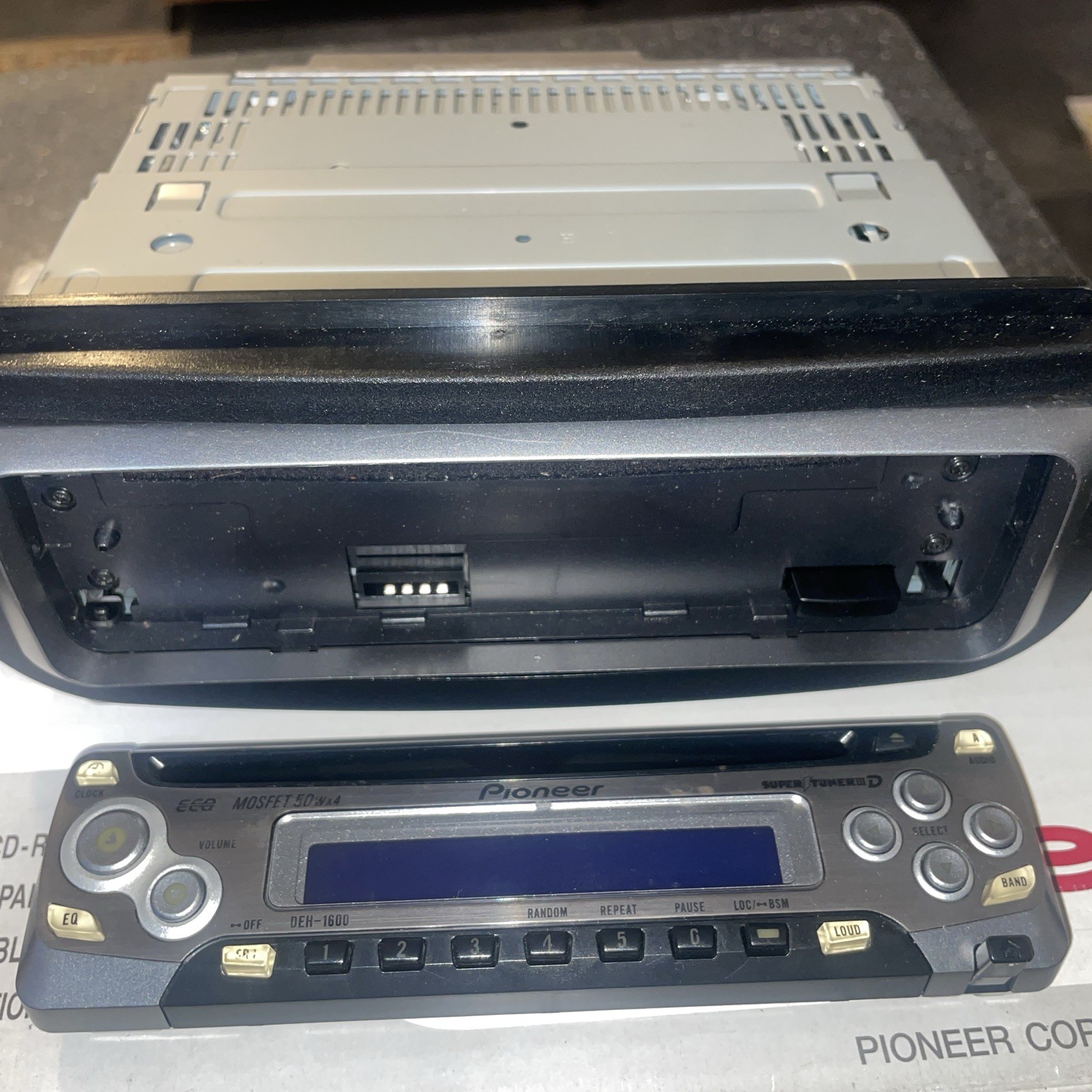 Vtg Pioneer DEH-1600 Super Tuner III Car CD Player High Power Mosfet 50×4 W Amp